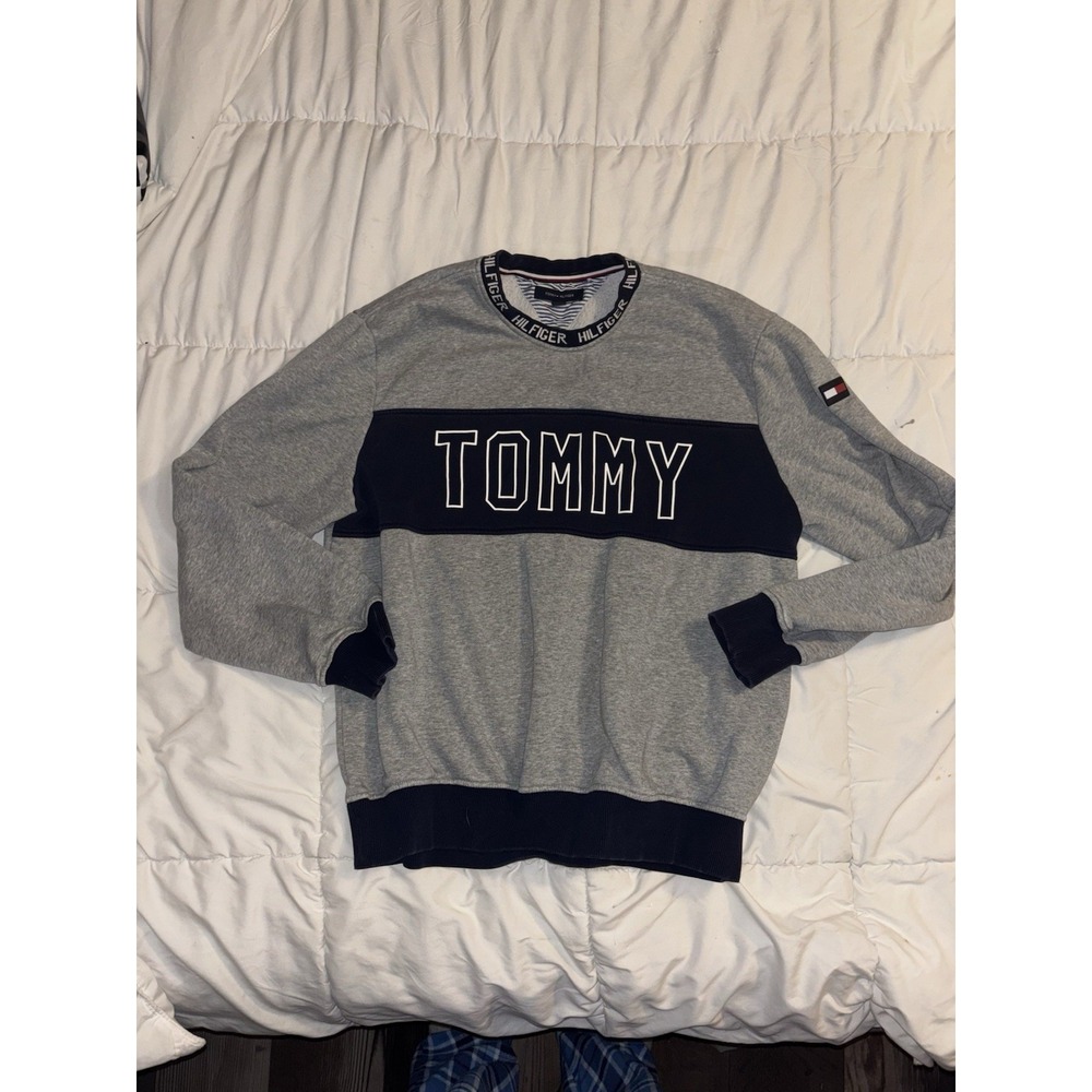 Tommy Hilfiger Women's Crewneck Fall Sweater Size XL, Gray